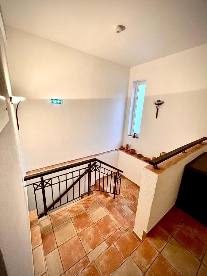 Hotel Zur Roemerbruecke Neuwied Bagian luar foto